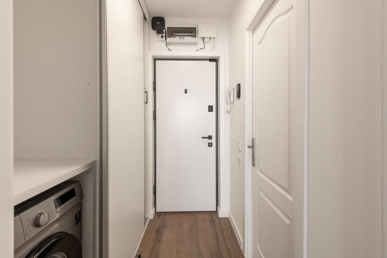 Moon Apartments Kluż-Napoka Zewnętrze zdjęcie